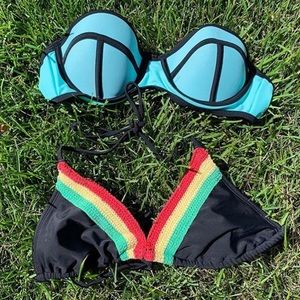 Two bikini top bundle size small